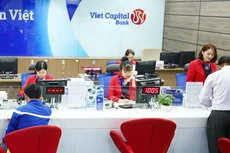 Một số ngân hàng thương mại đã áp dụng eKYC vào mở tài khoản cho khách hàng. Ảnh: Lê Tiên