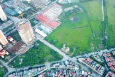 Các dự án đầu tư có sử dụng đất không thu hút được nhiều nhà đầu tư quan tâm do chủ yếu thuộc lĩnh vực bất động sản, phụ thuộc nhiều vào điều kiện thị trường. Ảnh: Lê Tiên