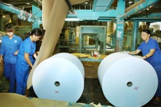 Việc phải xin ý kiến đại diện chủ sở hữu nhà nước khi đầu tư vào từng dự án dẫn đến tình trạng chủ sở hữu nhà nước can thiệp quá sâu vào hoạt động của doanh nghiệp. Ảnh: Lê Tiên