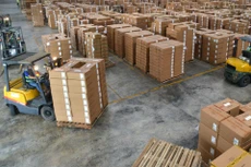 Nhiều gói thầu mua sắm hàng hóa coi chứng chỉ của đội ngũ nhân sự như một yếu tố nhằm loại nhà thầu. Ảnh minh họa: Quang Tuấn