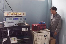 Bên mời thầu cho rằng, thiết bị máy phát sóng FM công suất 700W là loại hàng hóa có tính chất đặc thù, phức tạp nên đưa ra nhiều yêu cầu gây hạn chế cạnh tranh. Ảnh: St