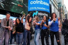 Coinbase vừa có IPO lịch sử trong giới tiền ảo - Ảnh: CNN