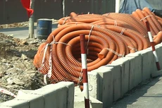 Gói thầu 05-2021 Xây lắp thuộc Dự án Tạo mạch liên thông hỗ trợ cung cấp điện giữa lộ 482 E1.26 và 484E1.30 tại khu vực xã Tân Triều (huyện Thanh Trì, Hà Nội) có giá gói thầu 4,712 tỷ đồng. Ảnh minh họa: Nhã Chi