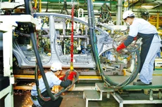 Năm 2020, Việt Nam là nước duy nhất có tăng trưởng GDP dương trong 6 nền kinh tế lớn tại Đông Nam Á. Ảnh: Lê Tiên
