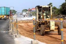 Lăng kính đấu thầu ngày 6/7