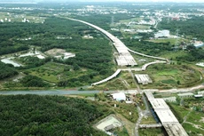 Lũy kế 3 tháng đầu năm, các bộ, cơ quan trung ương và địa phương giải ngân đạt 60.749,635 tỷ đồng, bằng 13,17% kế hoạch Thủ tướng Chính phủ giao. Ảnh: Song Lê