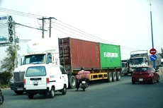 Theo Bộ Giao thông vận tải, các chính sách hỗ trợ đã triển khai chỉ giải quyết được một phần khó khăn của doanh nghiệp vận tải. Ảnh: Tiên Giang