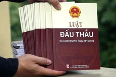 Bộ Kế hoạch và Đầu tư đề nghị các bộ, ngành, địa phương tổng kết, đánh giá về về quá trình triển khai và đề xuất các nội dung cần sửa đổi, bổ sung đối với Luật Đấu thầu. Ảnh: Lê Tiên