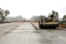 Theo kế hoạch, 2 dự án thành phần cao tốc Bắc - Nam phía Đông đoạn Phan Thiết - Dầu Giây và đoạn Mai Sơn - Quốc lộ 45 sẽ cán đích vào cuối năm 2022. Ảnh: Song Lê