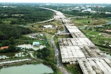 Tổng mức đầu tư 11 dự án thành phần trên tuyến cao tốc Bắc - Nam phía Đông sau khi điều chỉnh là 99.175 tỷ đồng. Ảnh: Song Lê