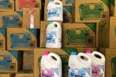 Triệt phá cơ sở sản xuất nước giặt giả mạo nhãn hiệu