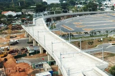 Từ năm 2020 đến 2021, tiến độ nhiều gói thầu thuộc tuyến metro số 1 và metro số 2 (TP.HCM) bị gián đoạn. Ảnh: Song Lê