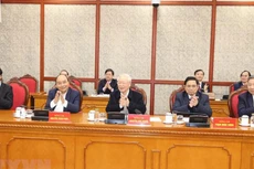 Tổng Bí thư, Chủ tịch nước Nguyễn Phú Trọng chủ trì phiên họp đầu tiên của Bộ Chính trị, Ban Bí thư khóa XIII. Ảnh: Trí Dũng