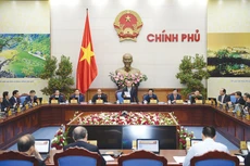 Những nỗ lực nhất quán, kiên trì của Thủ tướng Chính phủ đã giúp cả hệ thống chuyển động, góp phần vào thành tích tăng trưởng năm 2017. Ảnh: Thanh Hải