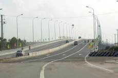 Nhiều hành vi bị cấm được quy định rõ trong Luật Đấu thầu vẫn bị vi phạm tại Dự án Bắc Thăng Long - Vân Trì (Hà Nội). Ảnh: NC st