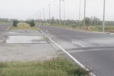 Việc xây dựng hệ thống điện chiếu sáng công cộng và vỉa hè đoạn từ Nam cầu Hùng Vương đến cổng ga hàng không Tuy Hòa mới đây bị tố thi công trước đấu thầu