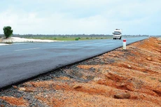 Dự án giải ngân chưa được 30% sẽ không được phân bổ vốn ngân sách trung ương 2018. Ảnh: Nhã Chi