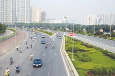 TP. Hà Nội đang triển khai một số dự án xây dựng hạ tầng đô thị nhằm đáp ứng nhu cầu dân sinh bức xúc. Ảnh: Tiên Giang