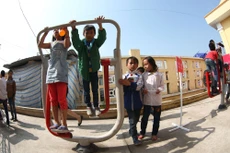 Gói thầu số 4 Mua sắm trang thiết bị dạy học tối thiểu dùng cho giáo dục mầm non do Sở GD&ĐT tỉnh Trà Vinh làm chủ đầu tư đồng thời làm bên mời thầu. Ảnh: Nhã Chi