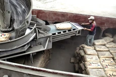 Một số doanh nghiệp tư nhân đã trở thành “hiện tượng” của ngành xi măng nhờ nguồn tài chính tốt, đầu tư công nghệ hiện đại. Ảnh: Nam Thành
