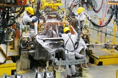 Điểm sáng trong tăng trưởng của khu vực công nghiệp và xây dựng là ngành công nghiệp chế biến, chế tạo với mức tăng 12,77% . Ảnh: Lê Tiên