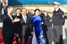 Thủ tướng Chính phủ Nguyễn Xuân Phúc và Phu nhân đã đến Frankfurt, bắt đầu chuyến thăm CHLB Đức. Ảnh: Quang Hiếu