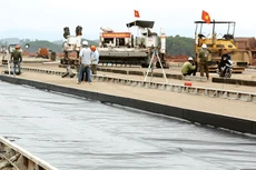 Sân bay Vân Đồn (Quảng Ninh) đang trong giai đoạn hoàn thành. Ảnh: Lê Tiên