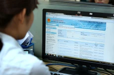 Đối với người dùng là nhà thầu, việc mượn chứng thư số có thể bị quy là thông thầu. Ảnh: Lê Tiên