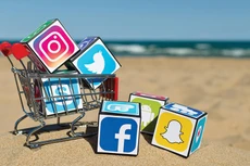 Báo chí truyền thông truyền thống và không gian dư luận đang đứng trước những thay đổi “kinh hoàng” với sự xuất hiện của truyền thông xã hội. Ảnh: Thanh Lâm