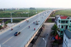 Tổng cục Đường bộ Việt Nam cho rằng, cần tăng giá trị dự toán bảo dưỡng quốc lộ, tối thiểu đạt mức bình quân chung cả năm 2017 là 50 triệu đồng/km/năm. Ảnh: Huyền Trang