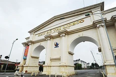 Dự án Khu đô thị Bắc Quốc lộ 32 của Lideco vắng khách vì hạ tầng kém. Ảnh: Lideco