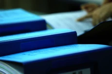 Các hành vi giả mạo hồ sơ mà cáo trạng vụ án VN Pharma đề cập là hồi chuông cảnh tỉnh tình trạng giả mạo hồ sơ trong đấu thầu. Ảnh: Nhã Chi