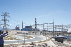 Nhà máy điện than và điện khí đang được định hướng đầu tư do tiềm năng thủy điện không còn nhiều. Ảnh: Quang Triều