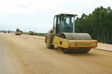 Vướng mắc khiến Dự án BOT Bắc Giang - Lạng Sơn bị đình trệ là do các cổ đông góp vốn thành lập doanh nghiệp dự án không hoàn thành các nghĩa vụ tài chính theo hợp đồng. Ảnh: Tường Lâm