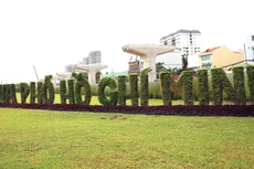 Nếu các doanh nghiệp công ích nhà nước không có sự chuyển đổi tích cực, thì tất yếu sẽ bị các nhà thầu tư nhân chiếm lĩnh thị trường. Ảnh: Nhã Chi