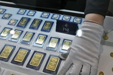 Vàng miếng SJC đắt hơn thế giới khoảng 4,3 triệu đồng.
