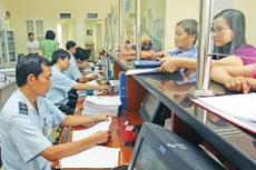 Các doanh nghiệp gửi đến Bộ KH&ĐT 15 kiến nghị về thuế, hải quan. Ảnh: Ngọc Anh