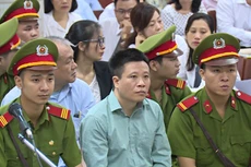 Sếp OceanBank đưa tận tay 'lãi suất đi đêm' với khách hàng VIP