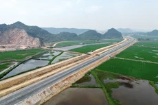Niềm vui, niềm tự hào lớn nhất của nhà thầu giao thông là để lại dấu ấn trên những công trình hạ tầng tầm cỡ đóng góp cho sự phát triển của đất nước . Ảnh: Tường Lâm
