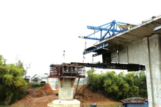 Gói thầu số 01 Thi công xây dựng cầu U Minh Thượng trên Đường 965 có giá hơn 38,9 tỷ đồng, thu hút 3 nhà thầu tham dự. Ảnh minh họa: NC st