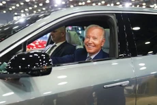 Tổng thống Mỹ Joe Biden quảng bá ô tô điện tại Triển lãm ô tô Detroit ở Mỹ vào tháng 9/2022