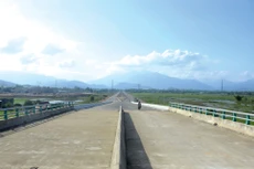 Tiến độ Dự án Đường vành đai phía Tây Đà Nẵng đoạn từ Quốc lộ 14B đến đường Hồ Chí Minh - giai đoạn 1 được cải thiện rõ nét sau khi Xây dựng Trường Sơn đảm nhiệm. Ảnh: Hà Minh