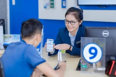 Đến nay có tới 96% ngân hàng tại Việt Nam đã và đang xây dựng chiến lược chuyển đổi số và có 92% ngân hàng đã phát triển dịch vụ ứng dụng trên Internet và Mobile. Ảnh: MB