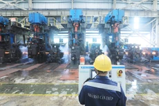 Công ty Chứng khoán MB dự báo lợi nhuận của các doanh nghiệp niêm yết sẽ tăng 16,8% trong năm 2024 do nhiều yếu tố vĩ mô tích cực trong năm này. Ảnh: Tuấn Anh