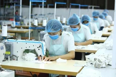 Nhiều doanh nghiệp trong ngành dệt may đã và đang làm gắn với 2 câu chuyện: nhà máy xanh và sản phẩm xanh Ảnh chỉ mang tính minh họa: Internet