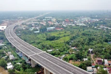 Những mảnh ghép hạ tầng giao thông đang được hoàn thiện, tạo các trục dọc kết nối TP.HCM với Đồng bằng sông Cửu Long và các trục ngang kết nối nội vùng. Ảnh: Tường Lâm