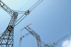 Dự án Đường dây 500kV mạch 3 từ Quảng Trạch - Phố Nối sẽ giúp truyền tải công suất các nhà máy điện tại khu vực Bắc Trung Bộ vào hệ thống điện quốc gia, giảm tải và tránh quá tải cho các đường dây 500kV hiện hữu. Ảnh: Tường Lâm