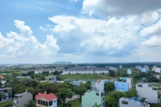 Việc tháo gỡ kịp thời những vướng mắc để "hà hơi tiếp sức" cho thị trường hồi phục là rất cần thiết. Ảnh: Bảo Tín
