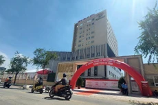 Dự án Cải tạo, xây dựng Bệnh viện An Bình (giai đoạn 1) có 9 phòng chức năng, 21 khoa lâm sàng và 4 khoa cận lâm sàng, được đầu tư trang bị 5 phòng mổ hiện đại... Ảnh: Như Nguyệt.