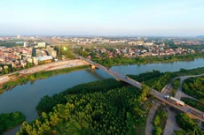 Tính đến hết năm 2022, trên địa bàn tỉnh Bắc Giang đã và đang triển khai thực hiện 9 dự án BT, trong đó có 8 dự án giao thông và 1 dự án xây dựng dân dụng. Ảnh: Giang Sơn Đông